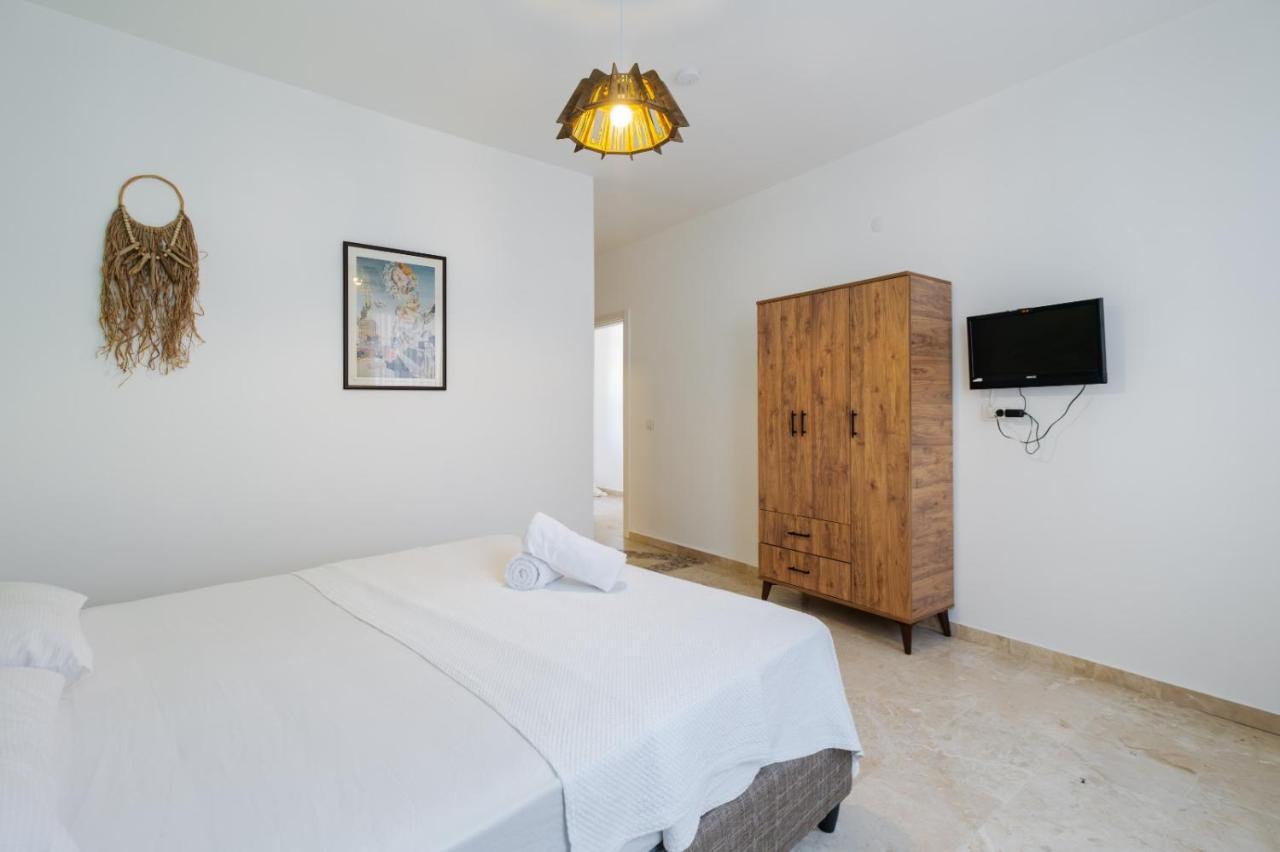 Mel Town B&B
